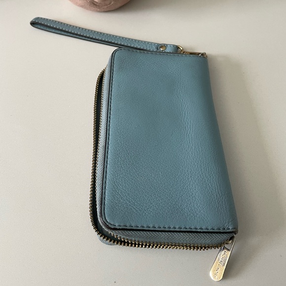 MK Blue Wristlet - Picture 4 of 5